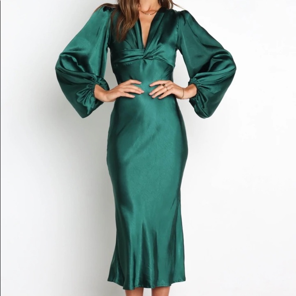 Petal and Pup Emerald Green Dress - 10 sold out online!